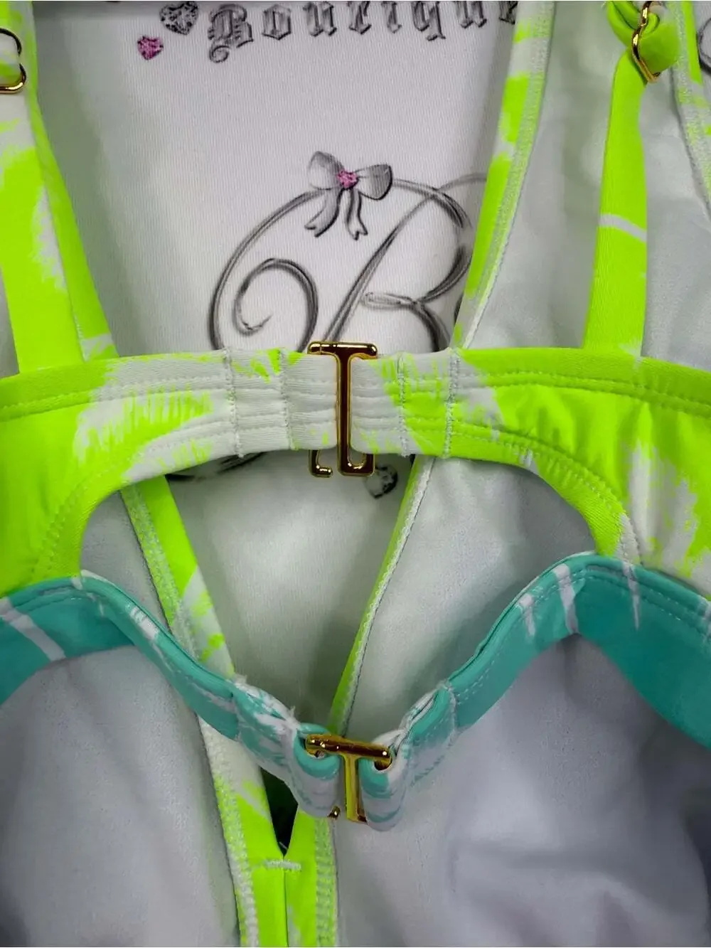 Decree bright neon